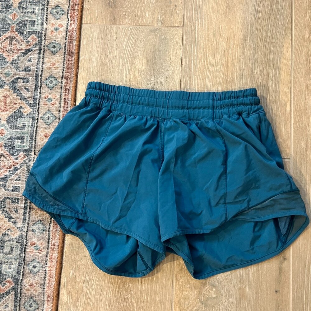 Lululemon Hotty Hot Shorts | 4”